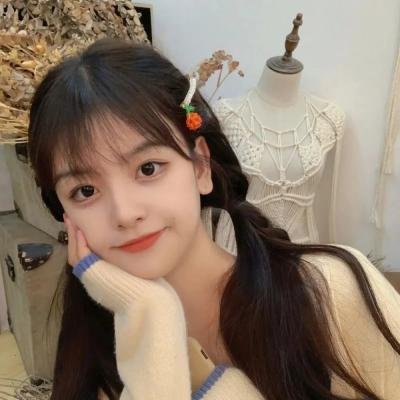 水中的女人